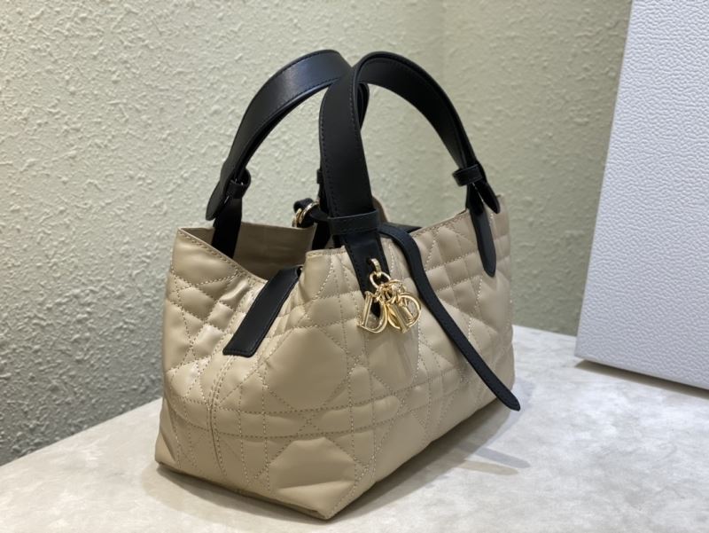 chr1st1an D10r shopping bags